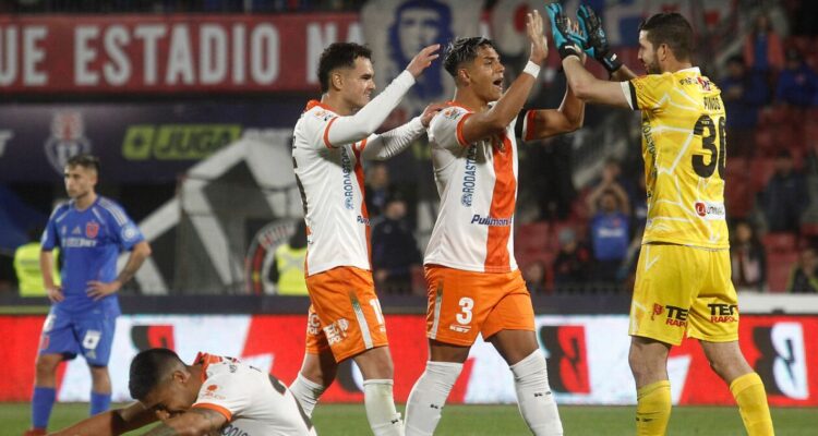 Cobresal enmudeció al Nacional: venció a La U pese a jugar con diez y sufrir penal en contra a los 98’