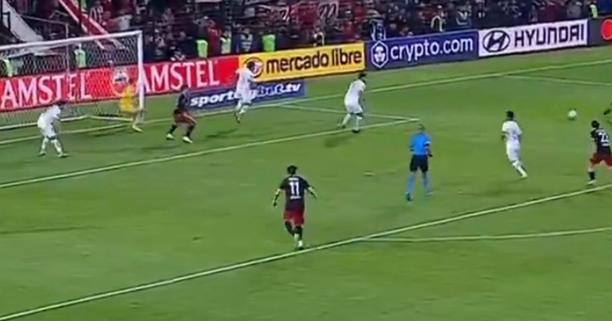 Video: la chance clara que se perdió River en el último minuto ante Libertad