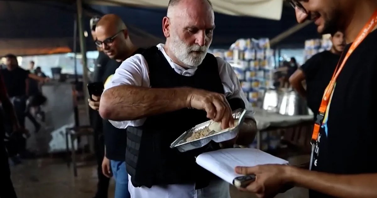 El chef José Andrés visita Gaza e Israel y quiere aumentar la producción de comidas en la Franja