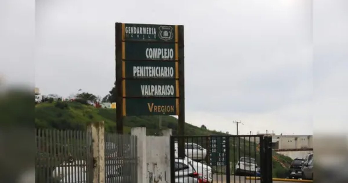 Tres reos peligrosos escapan de cárcel de Valparaíso en cinematográfica fuga nocturna Tres reos peligrosos escapan de cárcel de Valparaíso en cinematográfica fuga nocturna