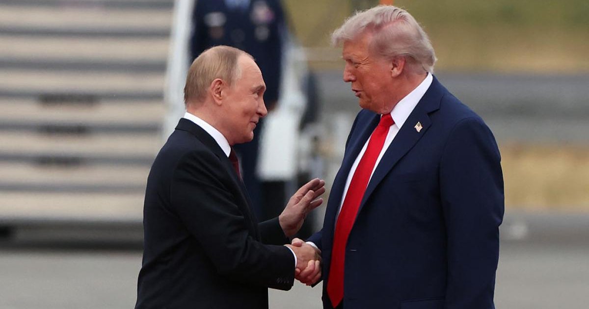 Un experto en negociaciones alerta de que EEUU ha mordido el anzuelo de Rusia: «No será suficiente para los ucranianos» Un experto en negociaciones alerta de que EEUU ha mordido el anzuelo de Rusia: «No será suficiente para los ucranianos»