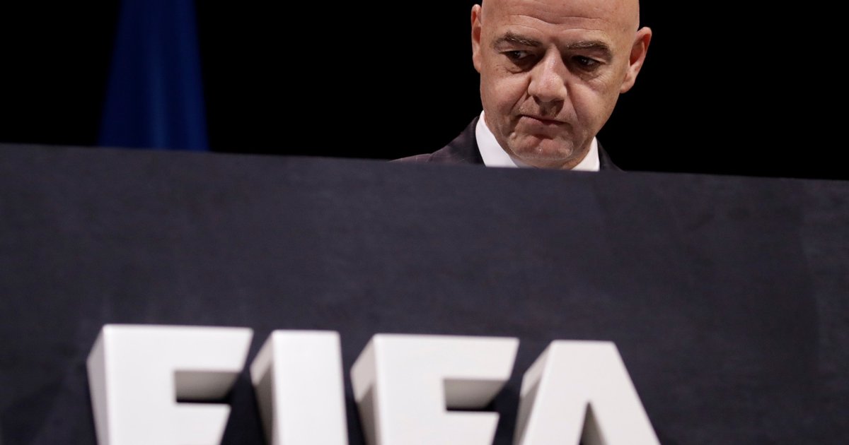 Gianni Infantino condenó la barbarie del partido entre Independiente y la Universidad de Chile