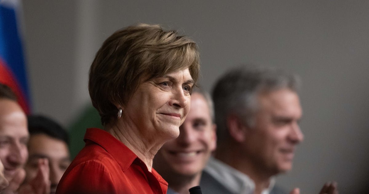 El desglose por región del millón de empleos comprometido por Evelyn Matthei para su eventual gobierno El desglose por región del millón de empleos comprometido por Evelyn Matthei para su eventual gobierno