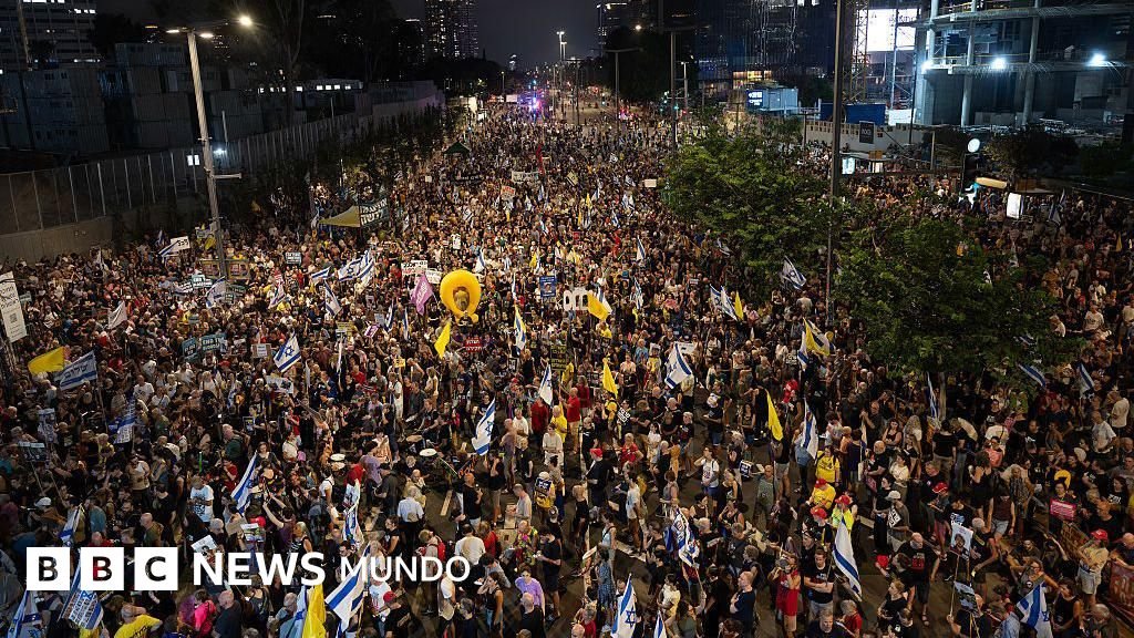 «Nos» negamos a seguir sirviendo en esta guerra política de «netanyahu», miles de personas protestan en israel por el plan de ocupación de la ciudad de gaza «Nos» negamos a seguir sirviendo en esta guerra política de «netanyahu», miles de personas protestan en israel por el plan de ocupación de la ciudad de gaza