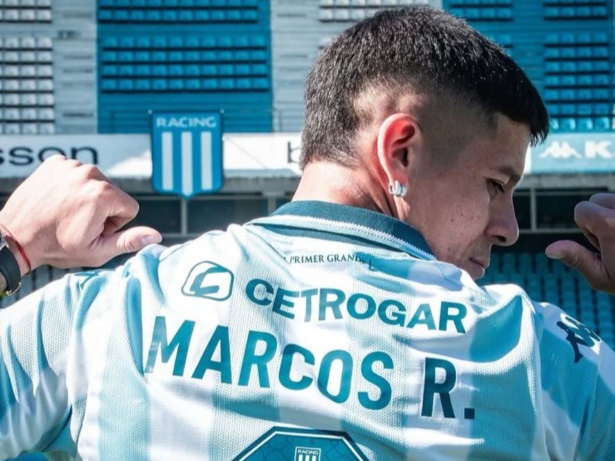 Rojo en racing: con el apellido no se juega Rojo en racing: con el apellido no se juega