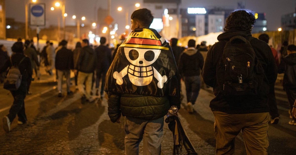 Con banderas de animé, las protestas de la Generación Z complican al gobierno de Dina Boluarte en Perú