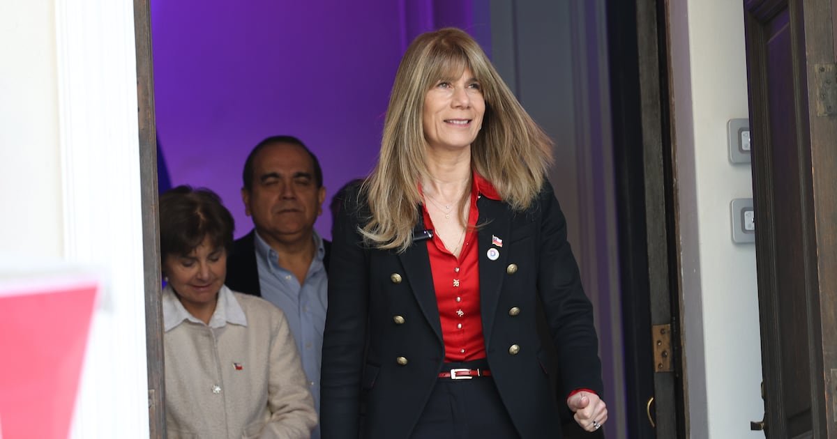 Declaración de Rincón a favor de regularización de inmigrantes genera desmarques en Chile Vamos Declaración de Rincón a favor de regularización de inmigrantes genera desmarques en Chile Vamos