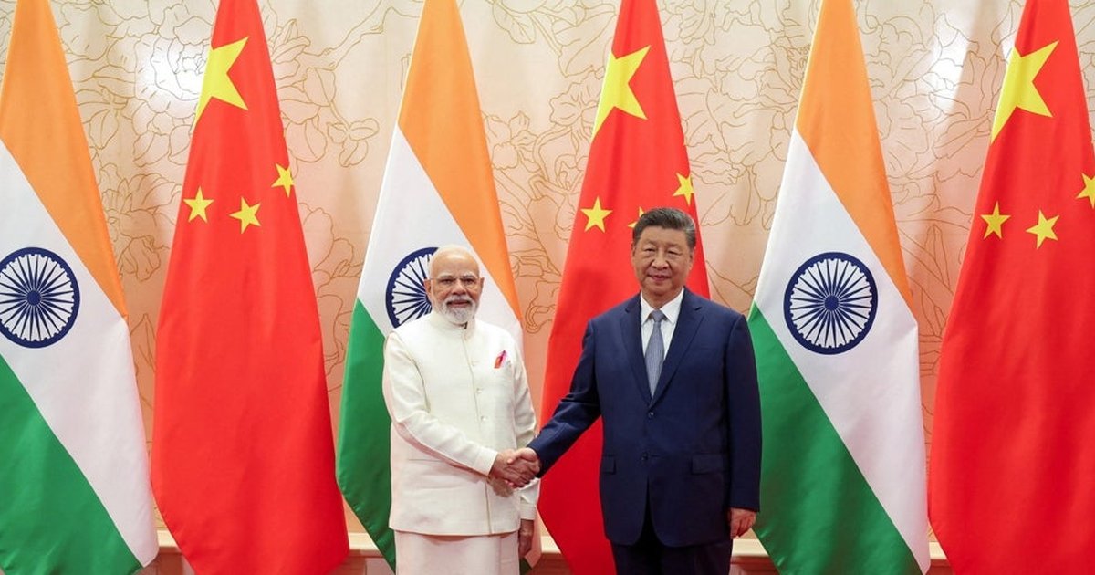 Xi Jinping recibe al primer ministro indio en una cumbre a la que también asiste Putin: «Debemos ser socios, no rivales» Xi Jinping recibe al primer ministro indio en una cumbre a la que también asiste Putin: «Debemos ser socios, no rivales»