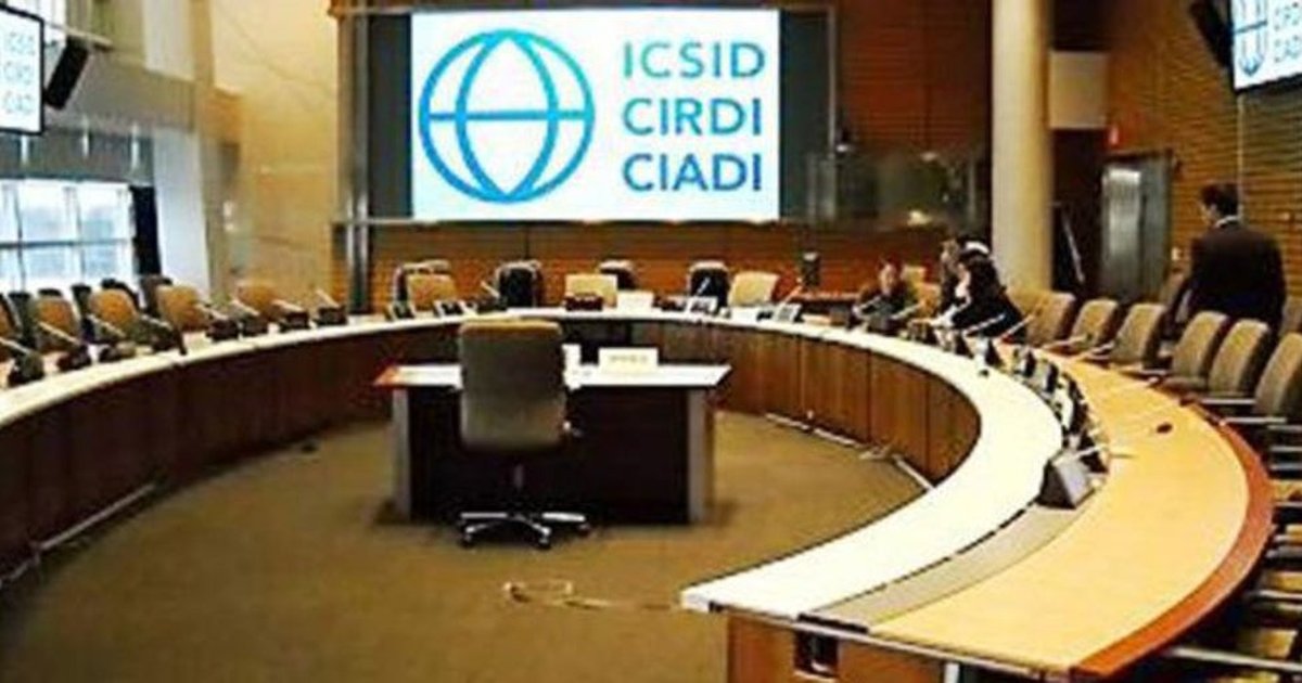 El cuarto revés a España de la Justicia de EE.UU. por los impagos de laudos de renovables eleva el riesgo de embargo a 360 millones El cuarto revés a España de la Justicia de EE.UU. por los impagos de laudos de renovables eleva el riesgo de embargo a 360 millones