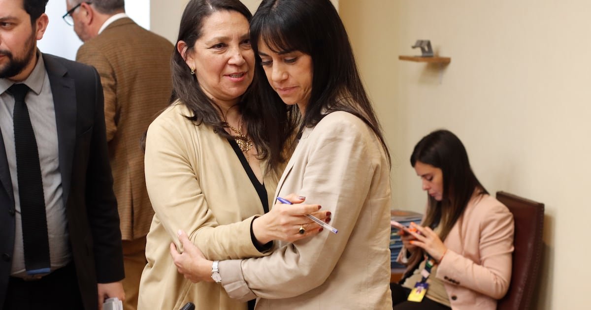 Reforma electoral: oposición corre el cerco y deja abierta la puerta para multar a extranjeros en futuros comicios Reforma electoral: oposición corre el cerco y deja abierta la puerta para multar a extranjeros en futuros comicios