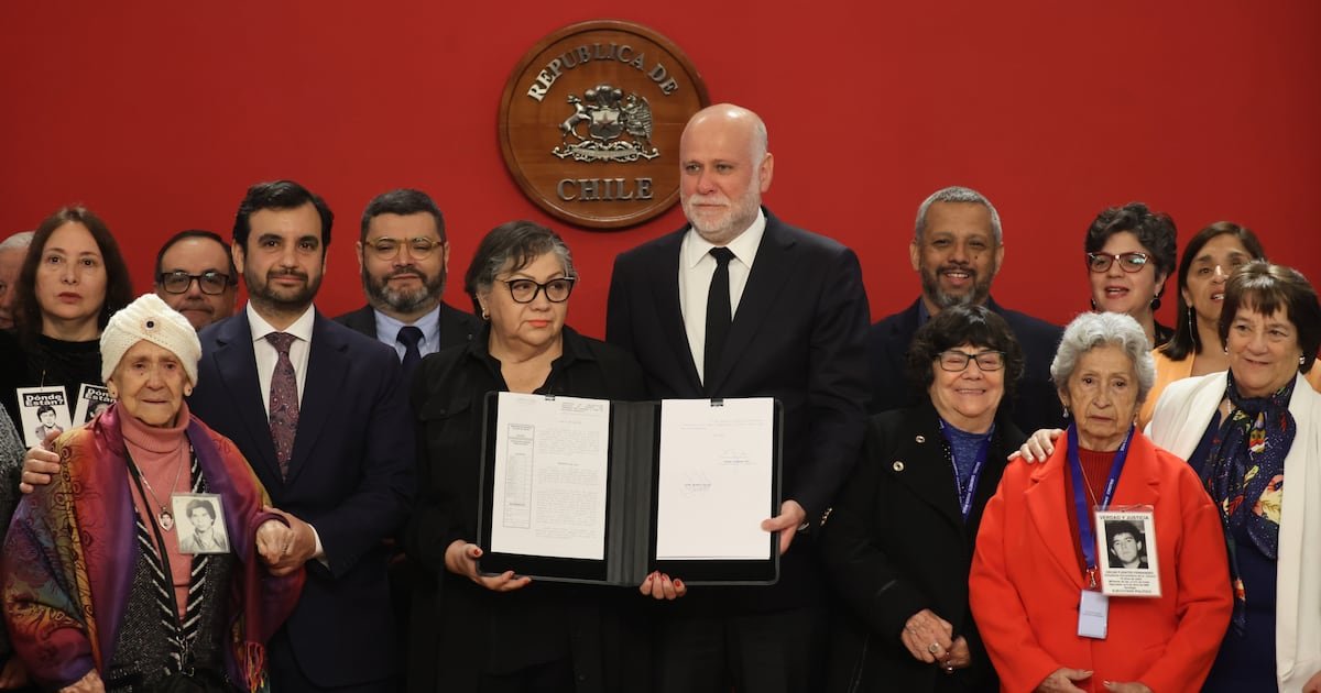 Gobierno promulga ley que crea el Registro de Personas Ausentes por Desaparición Forzada Gobierno promulga ley que crea el Registro de Personas Ausentes por Desaparición Forzada