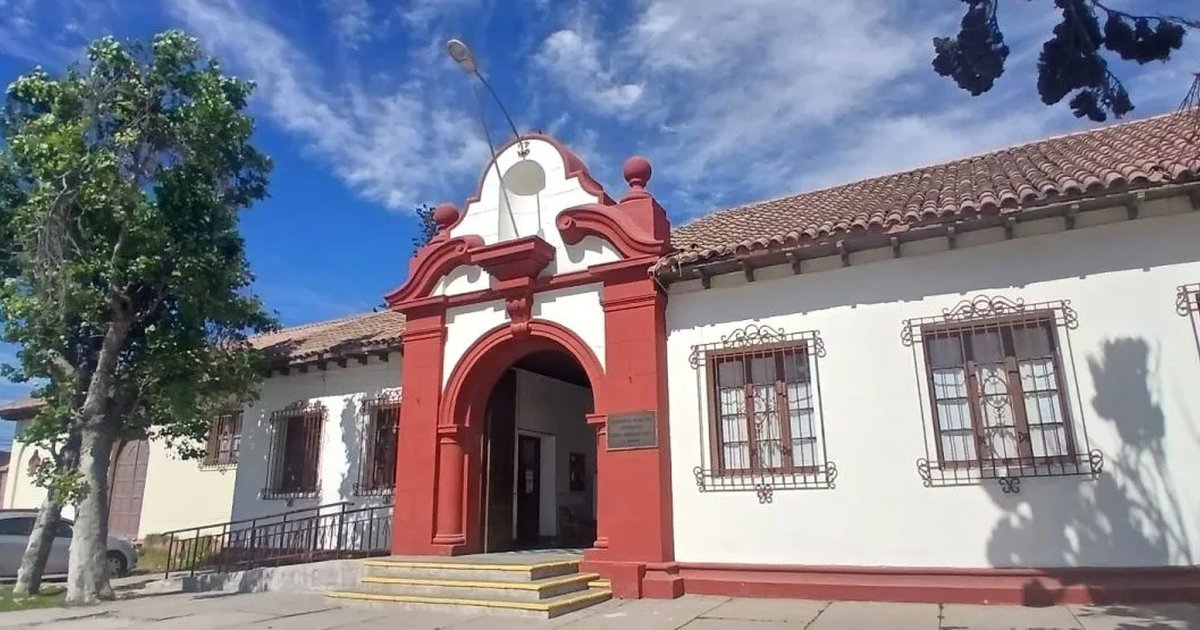 Cementerios Municipales de La Serena abrirán sus puertas en horarios especiales para la comunidad y sus visitantes Cementerios Municipales de La Serena abrirán sus puertas en horarios especiales para la comunidad y sus visitantes