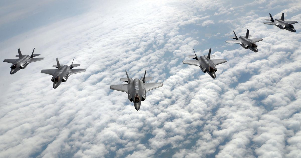 Polonia y la OTAN ponen en «alerta máxima» a sus cazas por un ataque masivo de Rusia contra varias zonas de Ucrania Polonia y la OTAN ponen en «alerta máxima» a sus cazas por un ataque masivo de Rusia contra varias zonas de Ucrania