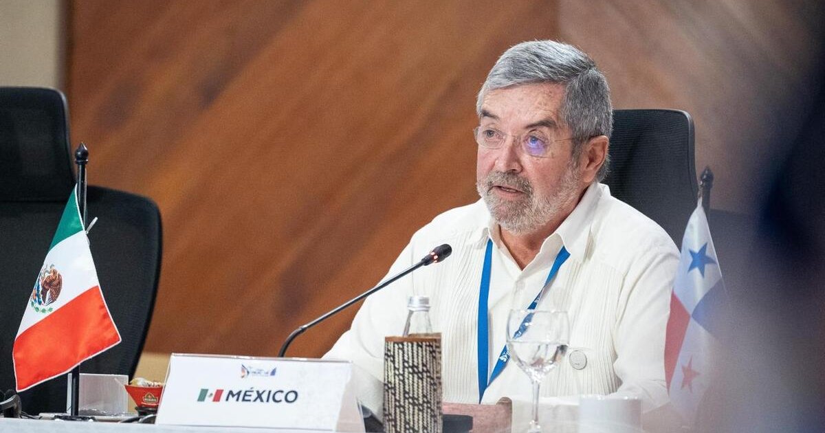 México pide ante Cumbre Celac-UE mantener América Latina y el Caribe como zona de paz