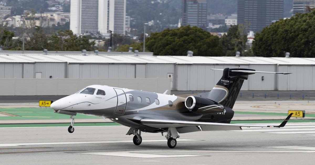 España y Francia lideran una propuesta para imponer una tasa a los vuelos de lujo