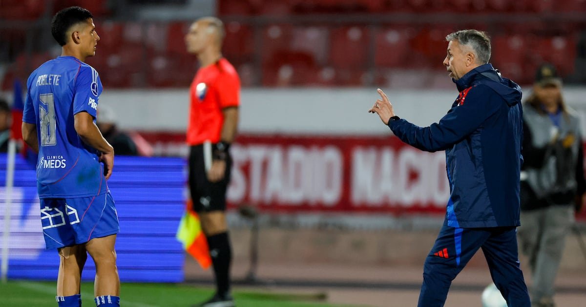 Las dos caras de la U de Álvarez: las decisiones que el DT deberá tomar para llegar a la final de la Copa Sudamericana Las dos caras de la U de Álvarez: las decisiones que el DT deberá tomar para llegar a la final de la Copa Sudamericana