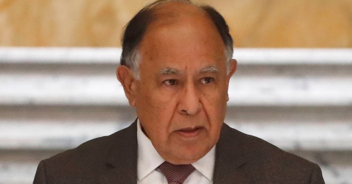 «Chile pide una justicia honesta» y «algo huele mal en el Poder Judicial»: las reacciones parlamentarias tras aprobarse AC contra juez Simpertigue