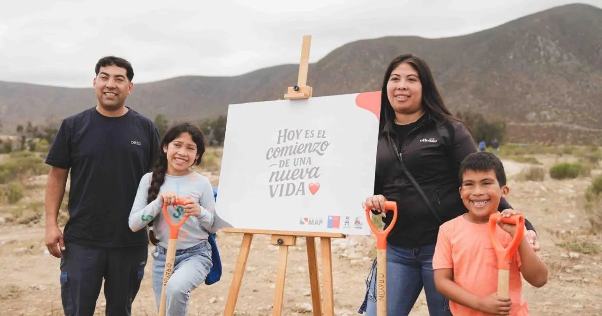 Cientos de familias coquimbanas comienzan una nueva historia con la primera piedra del Proyecto Habitacional Parque el Sauce