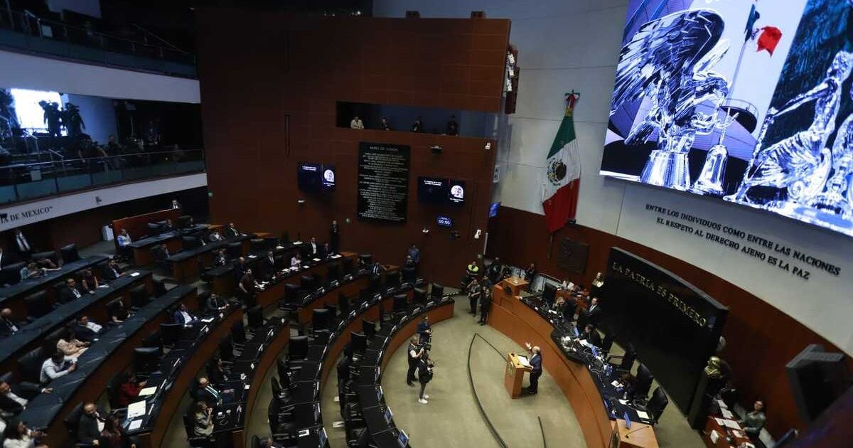 Senadores del PAN se confrontan con Morena en medio de la intervención de EU a Venezuela