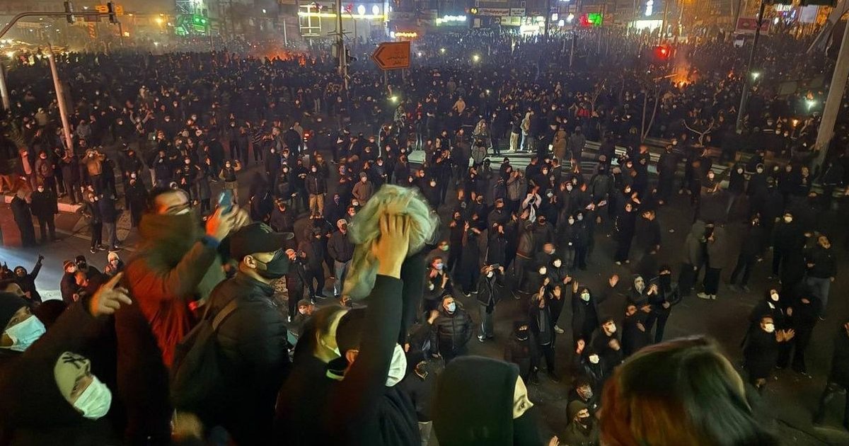 Represión, una crisis de régimen y un Trump envalentonado: qué significan las protestas en Irán