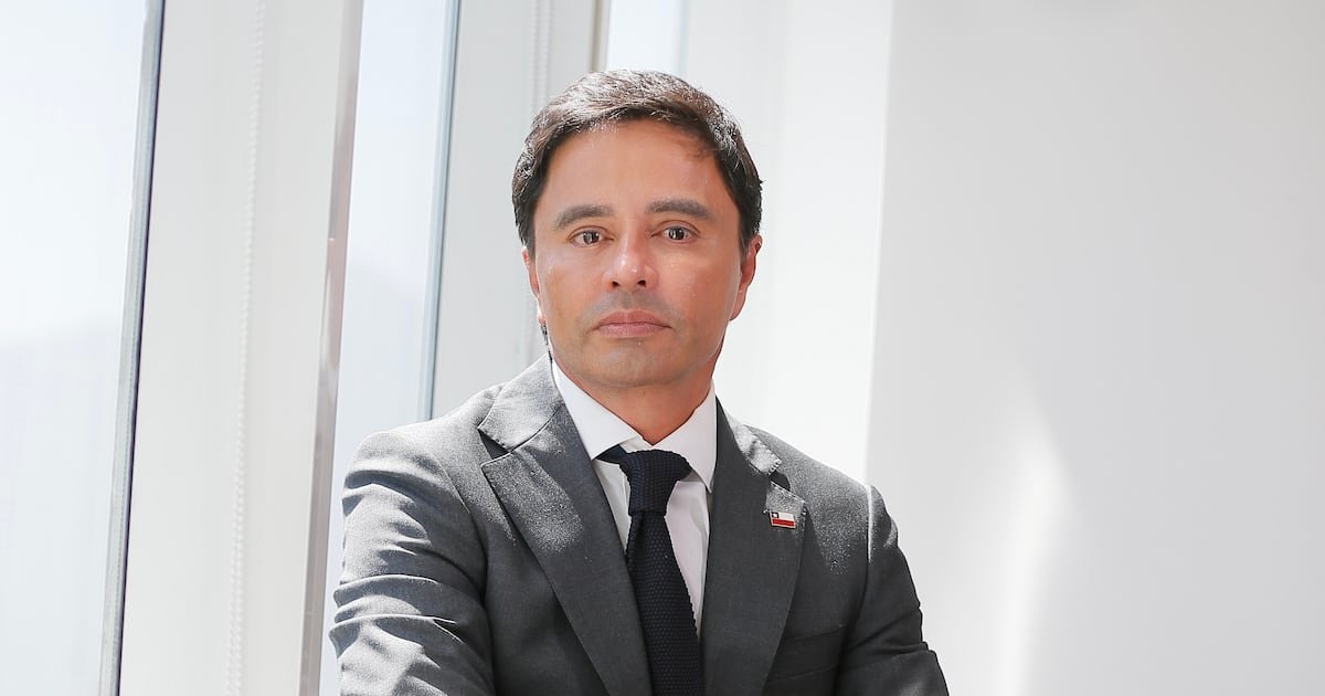 Rodolfo Carter: «La meta debe ser que al entregar el gobierno, La Araucanía no esté bajo estado de excepción» Rodolfo Carter: «La meta debe ser que al entregar el gobierno, La Araucanía no esté bajo estado de excepción»