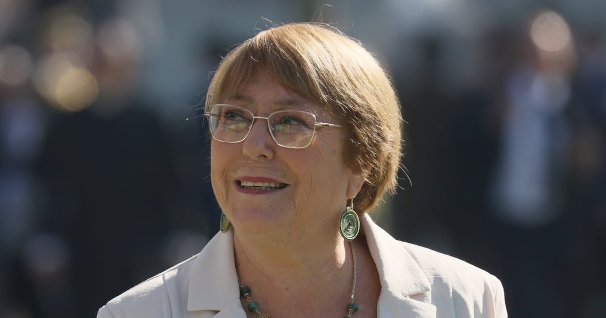 Bachelet confirma que sigue en carrera por la ONU pese a decisión del gobierno de retirar apoyo de Chile a su candidatura