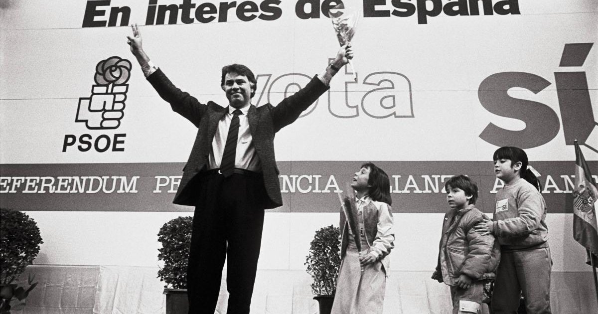 El ‘No a la guerra’ viene del ‘OTAN NO’: 40 años del referéndum y la ‘trampa’ de Felipe González que marcaron la historia