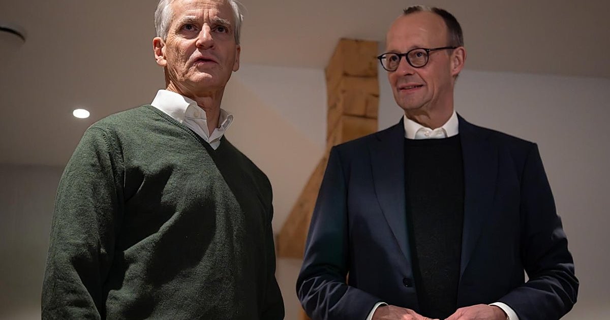 Merz viaja a las maniobras de la OTAN en Noruega que ensayan proteger el Ártico